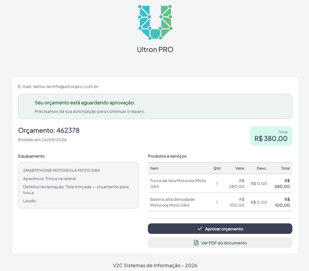 Portal de aprovação de orçamento no desktop — cliente vê itens, total e aprova